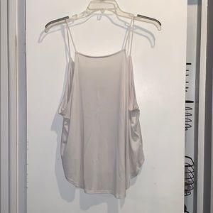 Square neck and low back tank